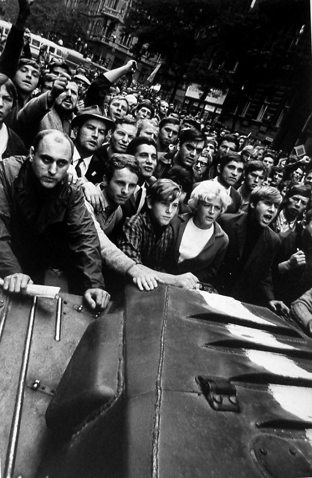 Josef KOUDELKA, (Untitled) Russian Invasion of Prague
1968