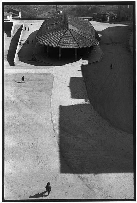 Henri CARTIER-BRESSON, Sienna, Italy
1933