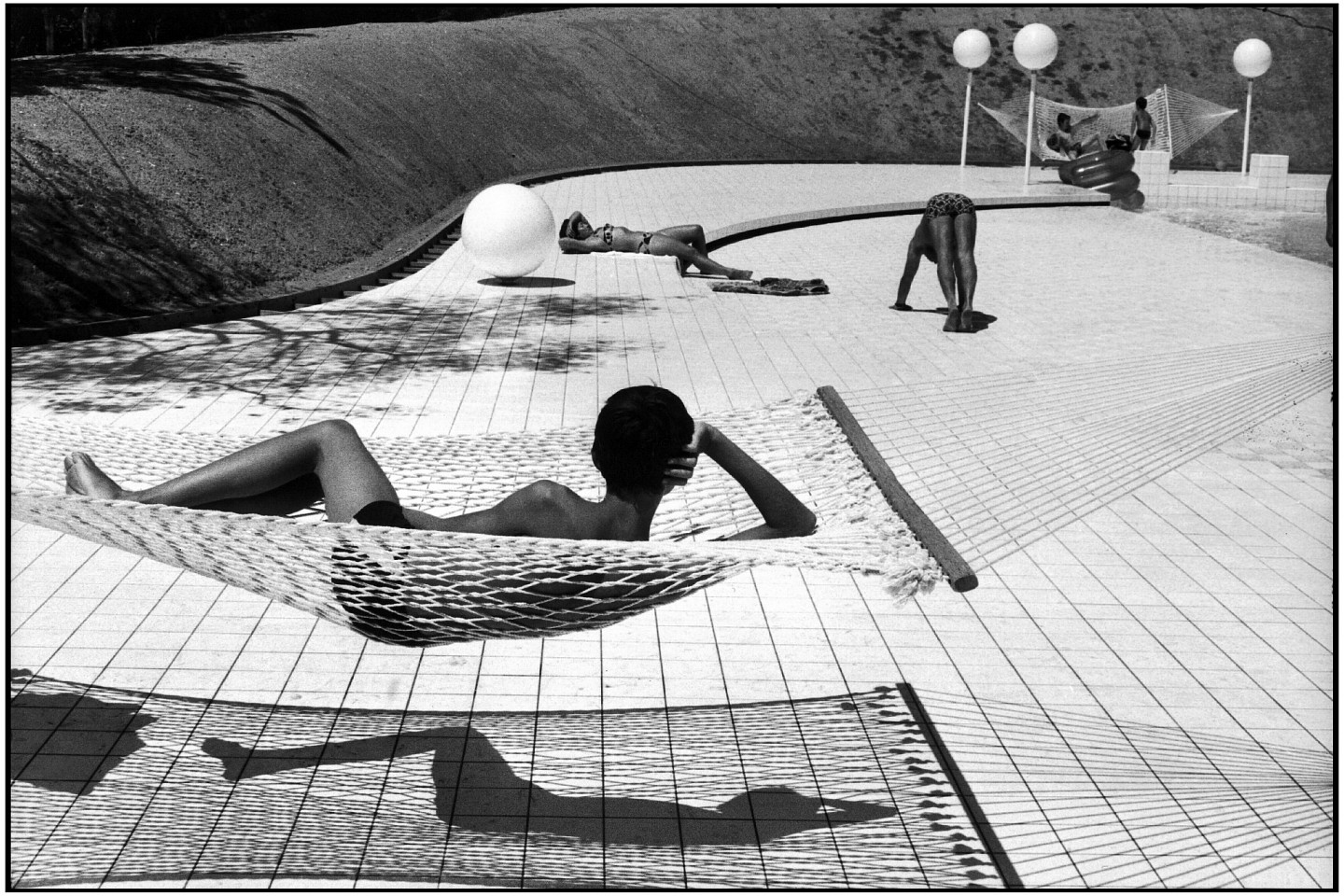 Martine FRANCK, Swimming Pool designed by Alain Capeilleres, La Brusc, France
1976