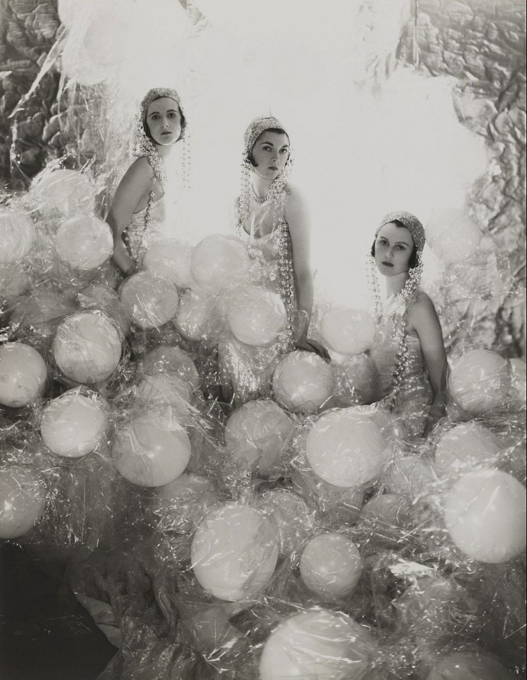 Cecil BEATON, 'The Soapsuds Group', at the Living Posters Ball. Baba Beaton, Wanda Baillie-Hamilton and Lady Bridget Poullet
1930, Platinum print