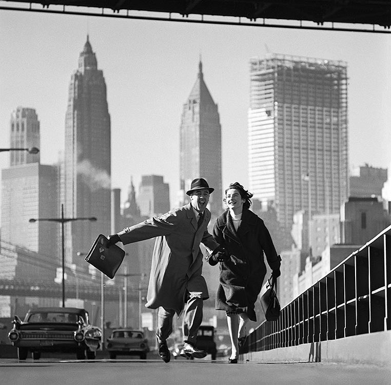 Norman PARKINSON, New York, New York, East River Drive, Go Magazine
Early 1960s, Modern gelatin silver hand processed print on Ilford fiber-based paper