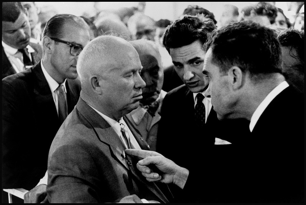 Elliott ERWITT, The Kitche Debate, Moscow, USSR, July
1959