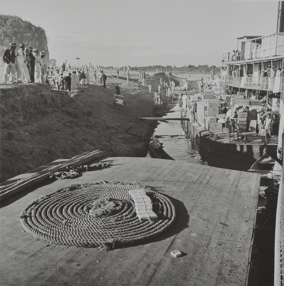 Genevieve NAYLOR, Unloading Cargo, Sao Francisco River
1942