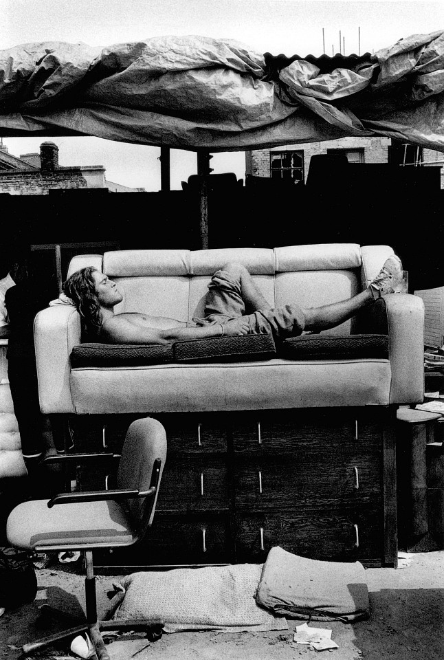 Markéta LUSKACOVA, Sunbathing in the yard off Cheshire Street
1989, Silver Bromide Print