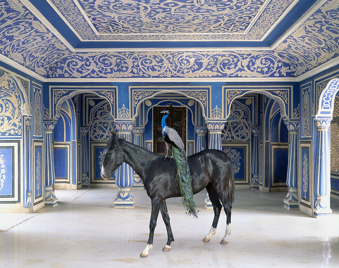 Karen KNORR, Sikander's Entrance, Chandra Mahal, Jaipur City Palace, Jaipur, from 'India Song' series
2013, Pigment print on Hannemuhle Fine Art paper