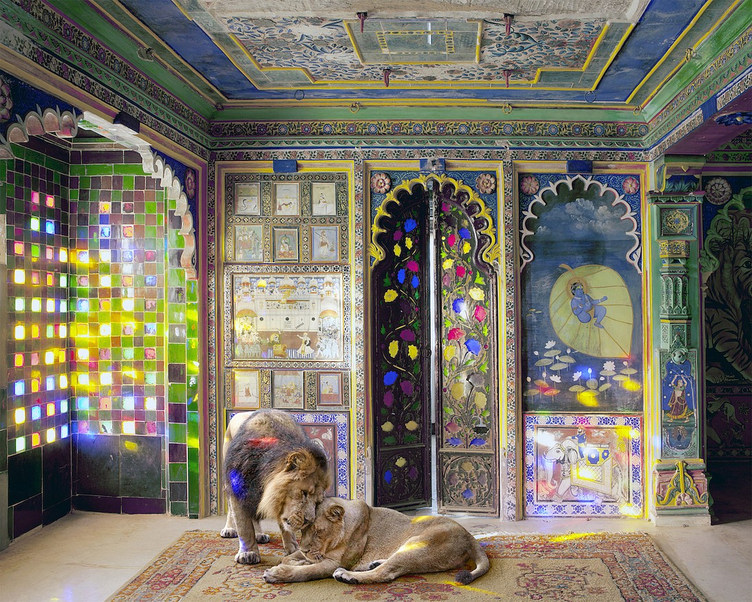 Karen KNORR, Finding Refuge, Junha Mahal Dungarpur, from 'India Song' series
2013, Pigment print on Hannemuhle Fine Art paper