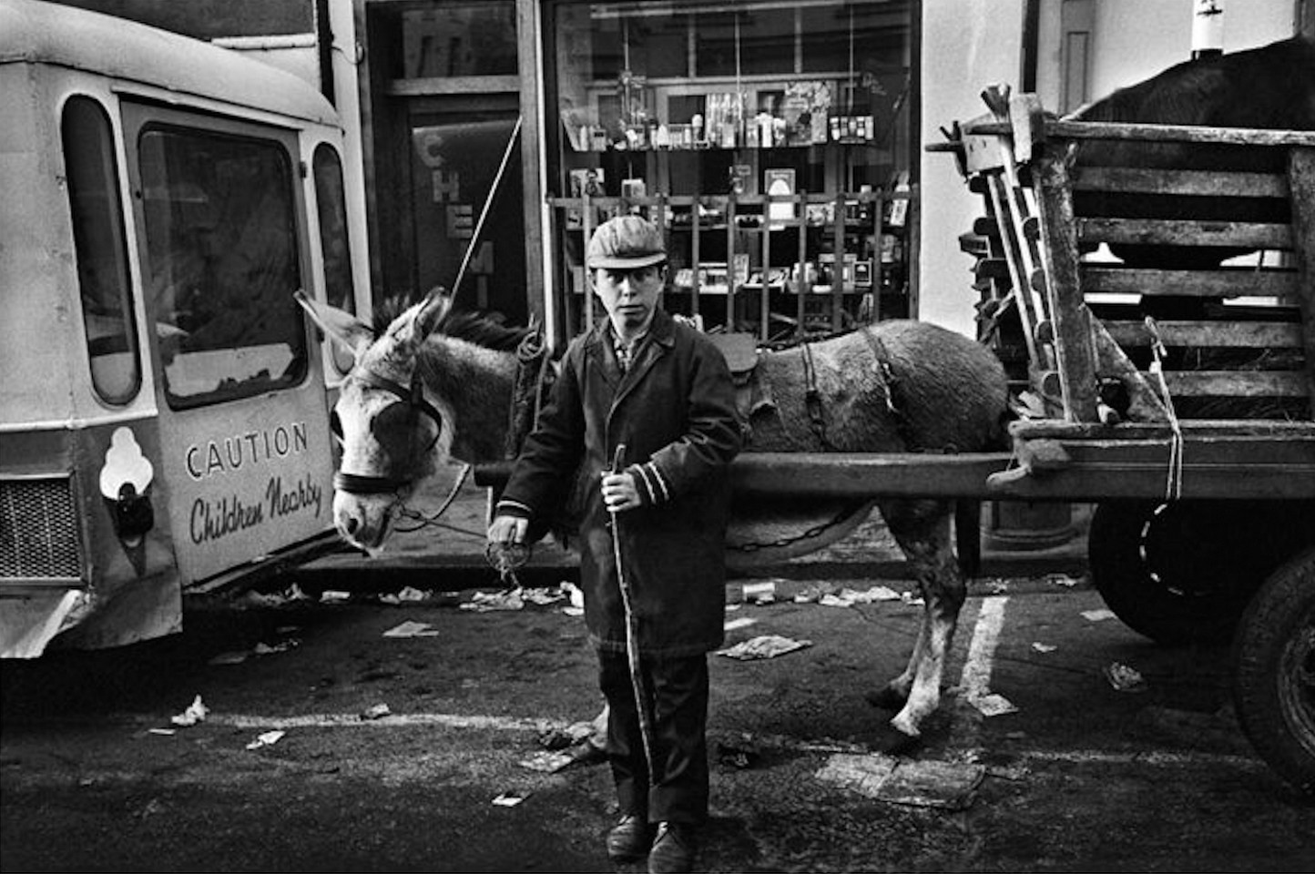 Markéta LUSKACOVA, Untitled, Ireland, 1972-73
Gelitan silver print