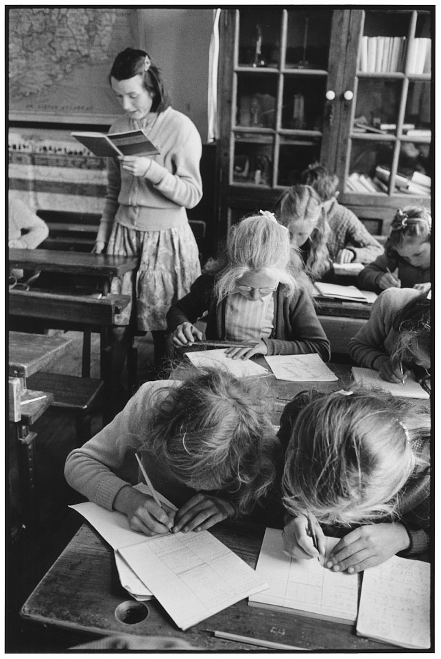 Elliott ERWITT, Isle of Aran, Ireland
1962