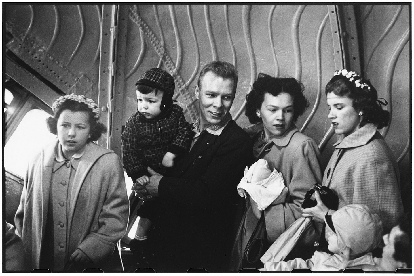 Elliott ERWITT, Inside the Statue of Liberty's crown, New York City, USA
1953