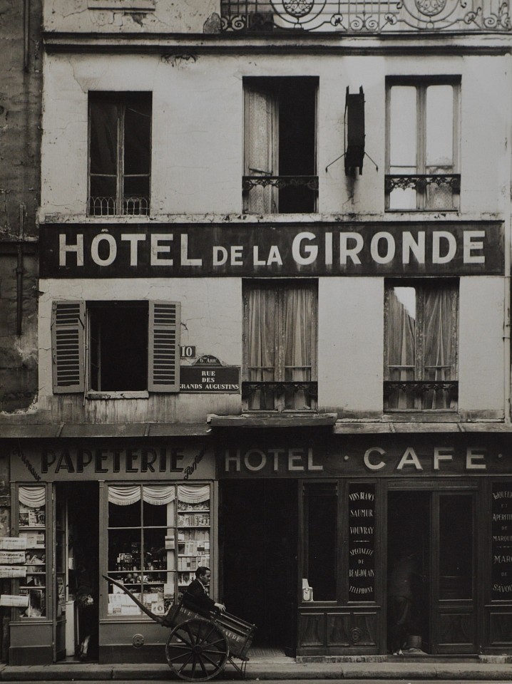 Todd Webb, Paris
1948, Vintage gelatin silver print